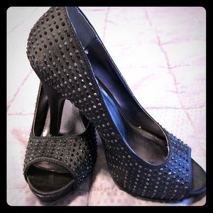 Black Jewel-studded Peep Toe Heels